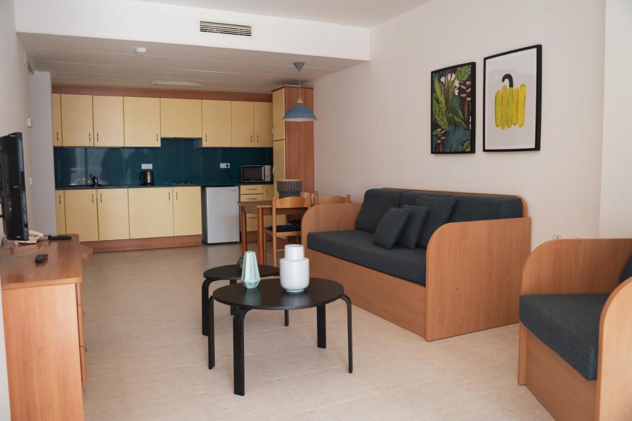 Ferienwohnung Beatrix 2000 Pineda de Mar Exterior foto