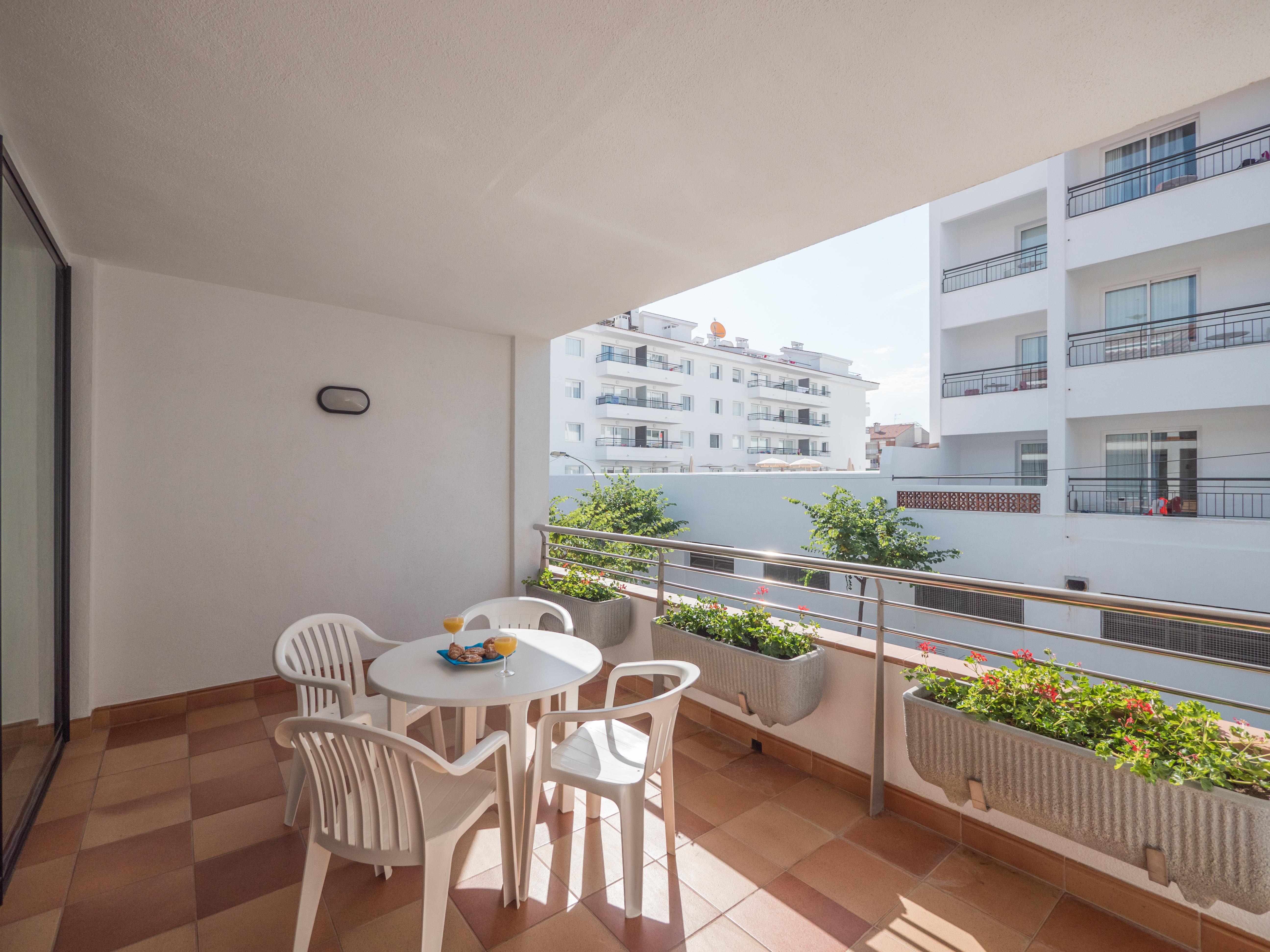 Ferienwohnung Beatrix 2000 Pineda de Mar Exterior foto